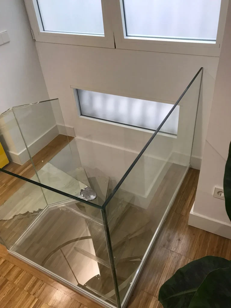 Proyectos en cristalería y vidrios