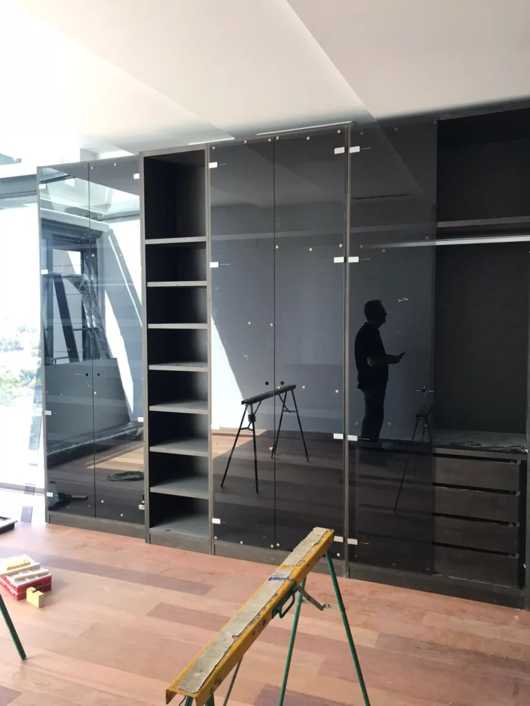 Proyectos en cristalería y vidrios